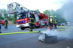 Feuerwehr Iserlohn: FW-MK: Brand in Imbissbetrieb