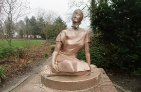 Polizeiinspektion Wilhelmshaven/Friesland: POL-WHV: Nachtrag - Private Auslobung nach Zerstörung einer Statue im Stadtpark Wilhelmshaven