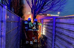 Feuerwehr Minden: FW Minden: Mehrere Kleinbrände sorgen für einen ereignisreichen Abend