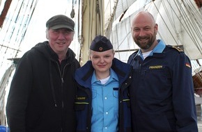 NDR / Das Erste: Tod einer Kadettin: Raymond Ley dreht Fernsehfilm über tragische Nacht auf einem Segelschulschiff mit Maria Dragus in der Hauptrolle