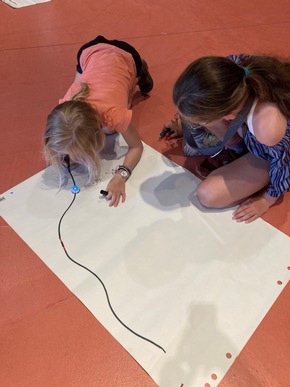 Sommerferienprogramm im Stadtmuseum Aarau: Programmieren, Fotografieren und Experimentieren