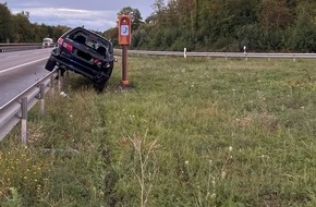 Polizeidirektion Landau: POL-PDLD: Von Fahrbahn abgekommen - Fahrzeug gesucht