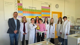 Verband der Chemischen Industrie e.V. Baden-W&uuml;rttemberg: Bessere Ausstattung f&uuml;r den Unterricht: 2.500 Euro F&ouml;rderung f&uuml;r das Bischof-Sproll-Bildungszentrum in Biberach