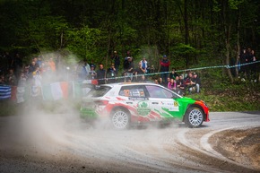 Rallye Zentraleuropa: Zwei Škoda Fahrer ringen bei vorletztem Saisonlauf um die WRC2-Meisterschaft