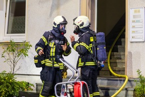 FW-MK: Brennender Trockner in Mehrfamilienhaus