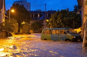 LVM Versicherung: Von Hitze zu Hochwasser - sicher durch den Sommer / Welche Naturgefahren birgt der Sommer?