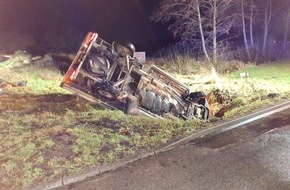 Polizeiinspektion Lüneburg/Lüchow-Dannenberg/Uelzen: POL-LG: ++ Bleckede - Alleinbeteiligter Unfall - Fahrerflucht (mit Bild) ++ Lüchow - Streitigkeiten enden mit Verletzten ++ Uelzen - Randalierer in Gewahrsam genommen - mögliches Diebesgut ...