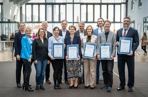 Mars GmbH: Wrigley Prophylaxe Preis 2025 / Ausgezeichnete Ideen für gesunde Zähne / Die vier preisgekrönten Projekte setzen neue Maßstäbe in Prävention und Forschung - von 3D-Technik bis Teamarbeit