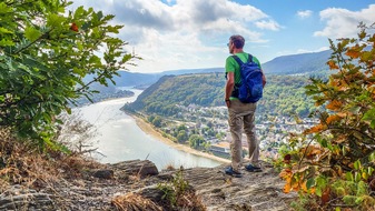Loreley Touristik: Loreley Touristik GmbH: Wandern ohne Gep&auml;ck - 66 Kilometer auf dem Rheinsteig in vier Etappen