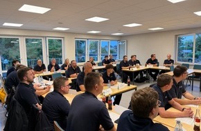 Freiwillige Feuerwehr H&uuml;nxe: FW H&uuml;nxe: Beginn der Grundausbildung f&uuml;r Feuerwehrleute aus H&uuml;nxe und Schermbeck