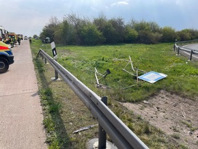 API-TH: Schwerer Verkehrsunfall nach Reifenplatzer auf der A 4 bei Waltershausen