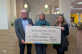 Dr. Becker Klinikgesellschaft: Flohmarkt-Spende &uuml;bergeben