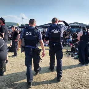 HZA-BS: M&apos;era Luna feiert 25- jähriges Jubiläum / der Zoll ist dabei