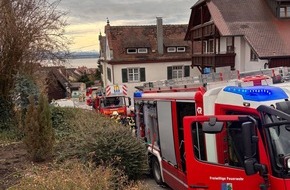 Kreisfeuerwehrverband Bodenseekreis e. V.: KFV Bodenseekreis: Schuppen im Vollbrand am Funkensonntag
