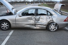 Polizeidirektion Ludwigshafen: POL-PDLU: (Böhl-Iggelheim) - Schwerer Unfall auf Landstraße bei Böhl-Iggelheim