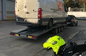 Polizei Bielefeld: POL-BI: Nachtrag zu: Gefälschte HU-Plakette - Fahrt beendet - Abtransport unzulässig