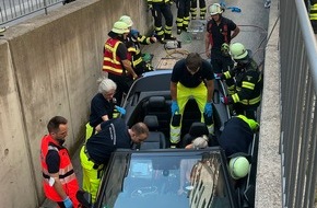 Feuerwehr M&uuml;nchen: FW-M: Technische Rettung in Tiefgaragenzufahrt