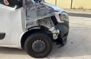 Polizeiinspektion Hildesheim: POL-HI: Verkehrsunsicherer Kleintransporter mit gef&auml;lschten Spanngurten