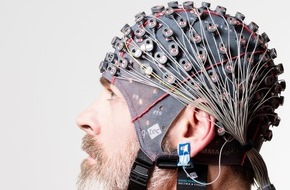 g.tec medical engineering GmbH: Revolutionäre Schlaganfalltherapie durch Brain-Computer Interface und Neurotechnologie - BILD