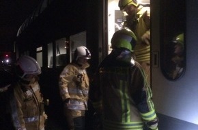 Feuerwehr Stolberg: FW-Stolberg: Brandeinsatz an einem Personenzug im Stolberger Hauptbahnhof