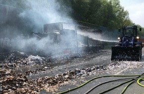 Feuerwehr Schwelm: FW-EN: Bilder zum LKW Brand BAB 1