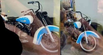 Kreispolizeibehörde Viersen: POL-VIE: Grefrath: Diebstahl einer Harley-Davidson am Flughafen Niershorst