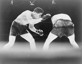 Max Schmeling gegen Joe Louis: Wie die K&auml;mpfe zweier Boxlegenden in den 1930er-Jahren Geschichte schrieben &ndash; Neue Doku auf dem HISTORY Channel