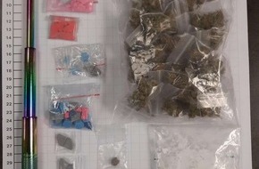 Bundespolizeidirektion Sankt Augustin: BPOL NRW: Cannabis, Amphetamine, Crystal Meth, Ecstasy - Bundespolizei stellt 21-Jährige mit Drogen