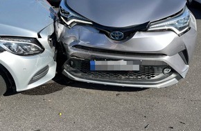 Polizei Düren: POL-DN: Unfall auf der Kreuzung