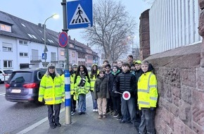 Polizeidirektion Kaiserslautern: POL-PDKL: Jugendverkehrsschule bildet Sch&uuml;lerlotsen aus