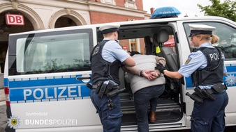 Bundespolizeidirektion München: Bundespolizeidirektion München: Zwei Körperverletzungen in Pasing - Zeugen gesucht