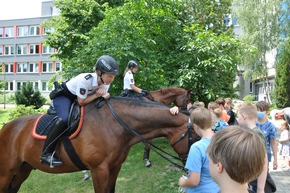 POL-CE: Ferienpass-Kinder zu Gast bei der Polizeiinspektion Celle