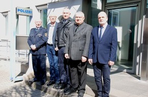 Polizeipräsidium Trier: POL-PPTR: Polizeipräsident verabschiedet Beamte in den Ruhestand