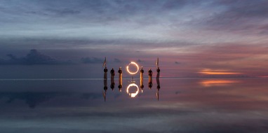 Liu Bolin und Maison Ruinart zu Gast im The Ritz-Carlton Maldives Fari Islands
