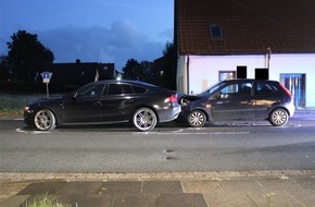 Polizei Minden-Lübbecke: POL-MI: Auffahrunfall in den frühen Morgenstunden - ein Leichtverletzter, zwei Fahrzeuge nicht mehr fahrbereit