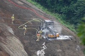 Feuerwehr Dresden: FW Dresden: Zwei Brandeinsätze beschäftigen die Feuerwehr am Vormittag