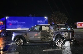 Polizei Coesfeld: POL-COE: Dülmen, B474/ Lkw und Pick-up kollidieren