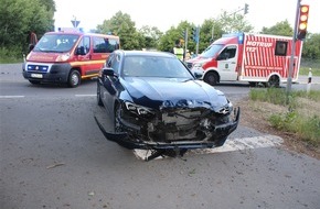 Polizei Düren: POL-DN: Unfall auf der L257 - 21-Jähriger leicht verletzt