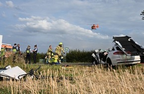 Feuerwehr Pulheim: FW Pulheim: Schwerer Verkehrsunfall in Pulheim - Rettungshubschrauber im Einsatz