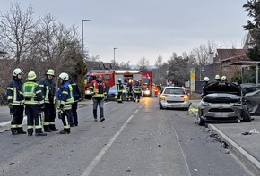 KFV Bodenseekreis: Verkehrsunfallserie mit 6 beteiligten Fahrzeugen