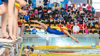 DLRG - Deutsche Lebens-Rettungs-Gesellschaft: Deutsche Einzelstrecken-Meisterschaften der DLRG: Rettungsschwimmerinnen brechen Rekorde