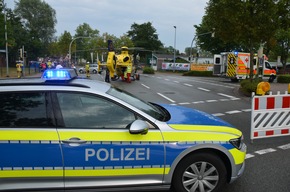 POL-STD: Sieben zum Teil schwer verletzte Autoinsassen bei Unfall in Stader Stadtgebiet - Großaufgebot von Rettungskräften im Einsatz