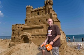 Kabel Eins: Weltrekorden-Alarm: "Abenteuer Leben" baut längste Sandburg der Welt! (mit Bild)