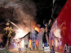 FW Celle: Gebäudebrand in der Hafenstraße - Gesamtbericht