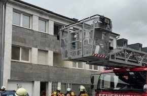 Feuerwehr Düren: FW Düren: Zimmerbrand in Birkesdorf, ein Bewohner gerettet.