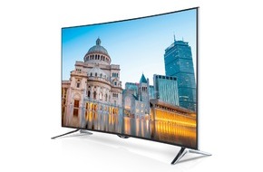 Panasonic Deutschland: Panasonic TX-55CRW434: Kinofeeling pur mit vierfacher Auflösung / 
Panasonic präsentiert seinen ersten 4K Ultra HD-TV im Curved Design