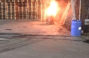 Feuerwehr Bottrop: FW-BOT: Brandeinsatz in einem Industriebetrieb