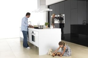 Robert Bosch Hausgeräte GmbH: Mit dem Bosch Europa-Backofen kommt die internationale Küche ins Haus - vollautomatisch! (mit Bild)