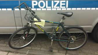 Polizeiinspektion Hameln-Pyrmont/Holzminden: POL-HM: Jugendliche entwendeten Fahrrad - Zeugen verständigten die Polizei - Eigentümer der Fahrräder gesucht