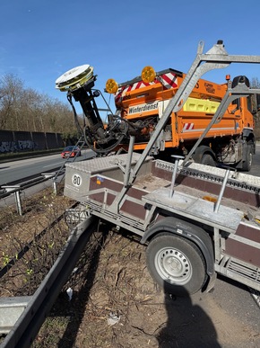 FW Ratingen: Schwere Verkehrsunfall auf der BAB 3